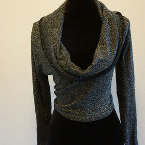 Glo1 long-sleeve, cowl-neck crop top